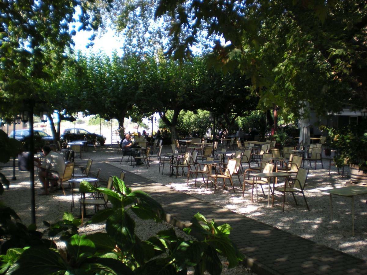 Difo Hotel Loutra Edipsou  Exterior photo